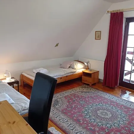 Pine Grove Вилла