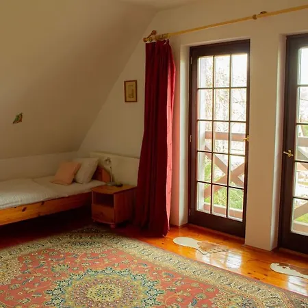 ヴィラ Pine Grove Gödöllő