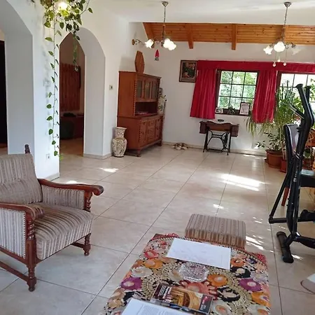 Villa Pine Grove